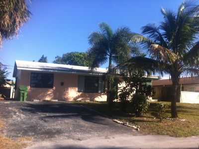 210 SW 27th Ter, Fort Lauderdale, FL, 33312