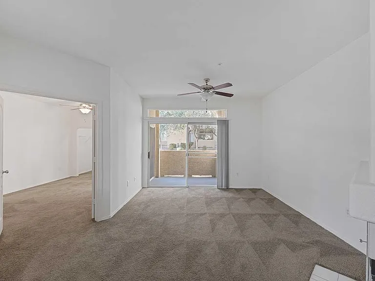 Noble Park — Photo 35