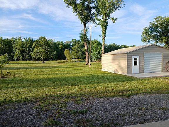 2nd image of 10647 River Rd