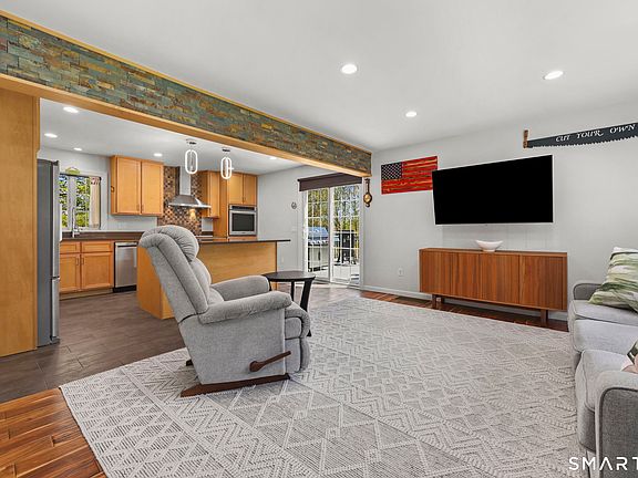 5th image of 31 Hillandale Road