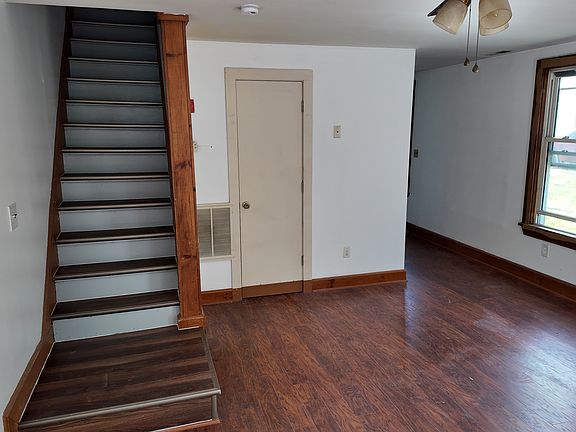 5th image of 1 Hull St #3A