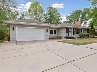 7931 Cedar Lake Rd, Saint Louis Park, MN 55426