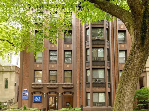 1430 N Dearborn Pkwy