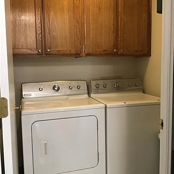 2123 Lakecrest Dr — Photo 17