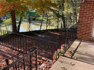 4245 Parris Dr, Lenoir City, TN 37772