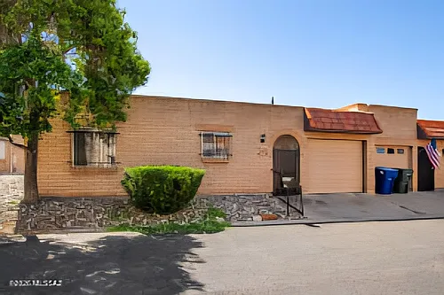 8342 E Cypress Point Ln Photo 1