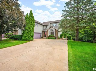 2816 W Willow Ridge Cir, Peoria, IL 61614