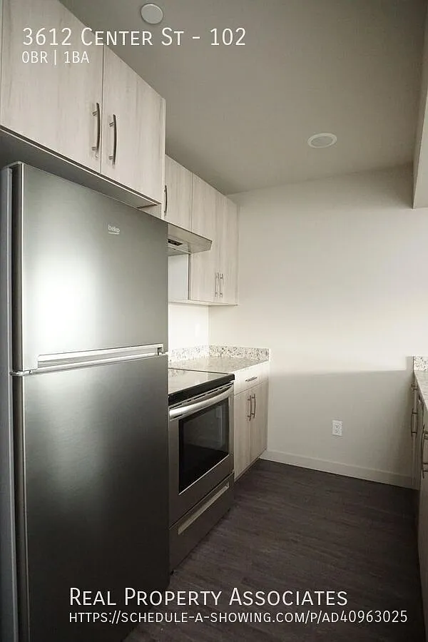 Spacious and Bright Newly Built Studio Apartment in the Heart of Tacoma — Photo 3