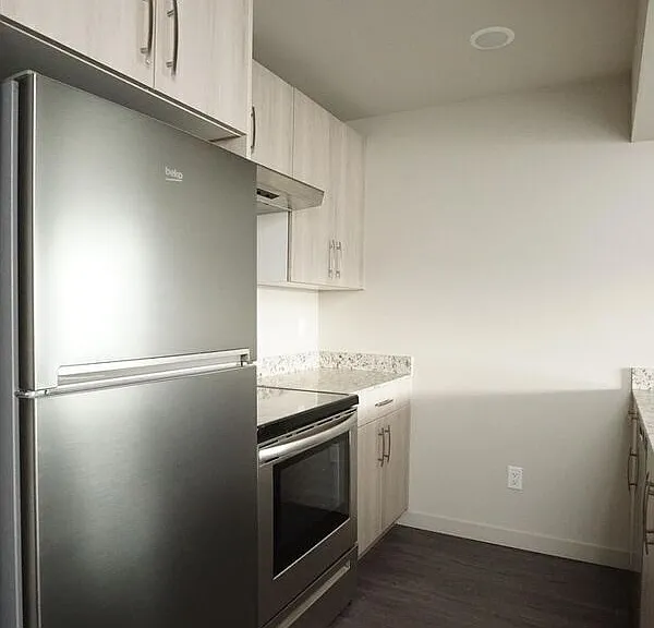 3612 Center St #102 — Photo 3