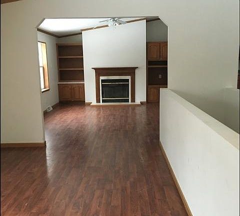 2nd image of 8363 S Beech Ave