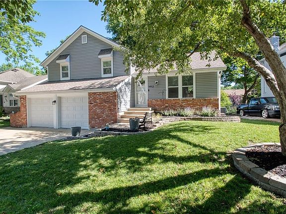 2nd image of 1912 E Mohawk Cir