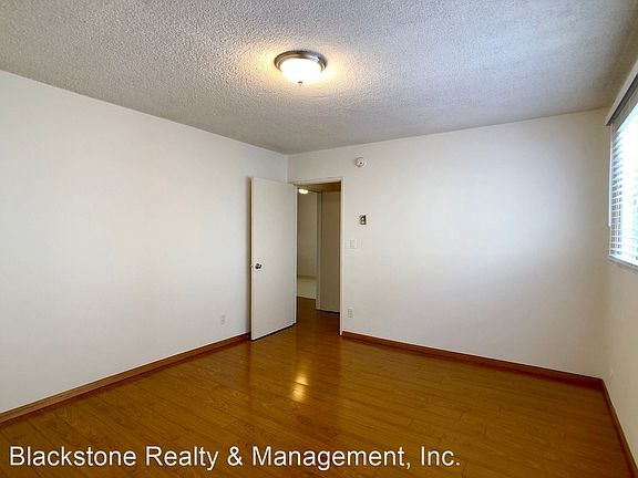 5th image of 1135 N Ogden Dr APT 3