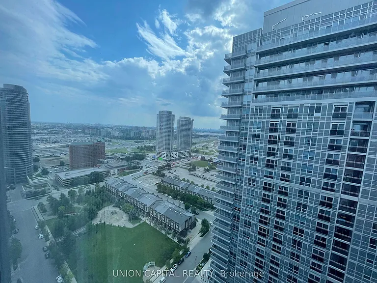225 Village Green Sq #2803 — Photo 14