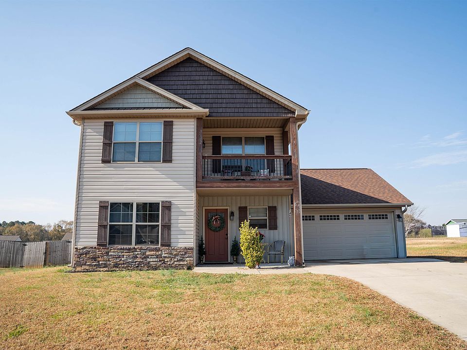 1st image of 140 Manor House Ln