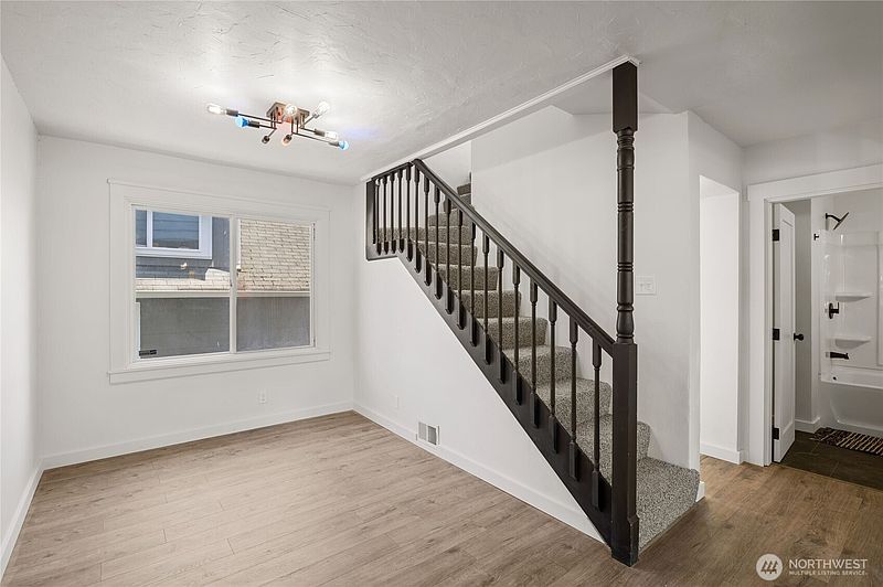 2nd image of 1231 4th Street