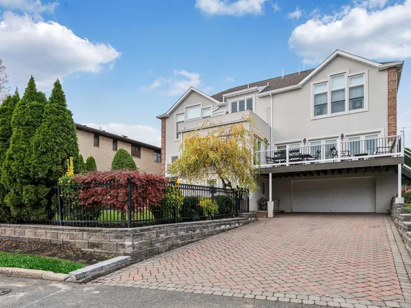 534 Brandon Place image 33 of 44