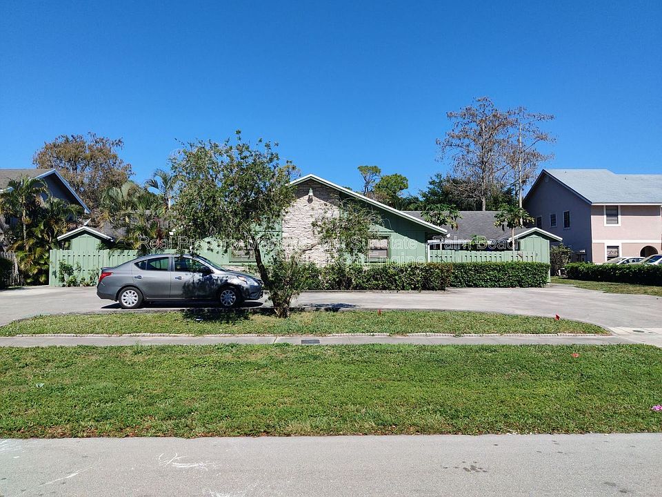 1st image of 13789 Bottlebrush Ct APT B