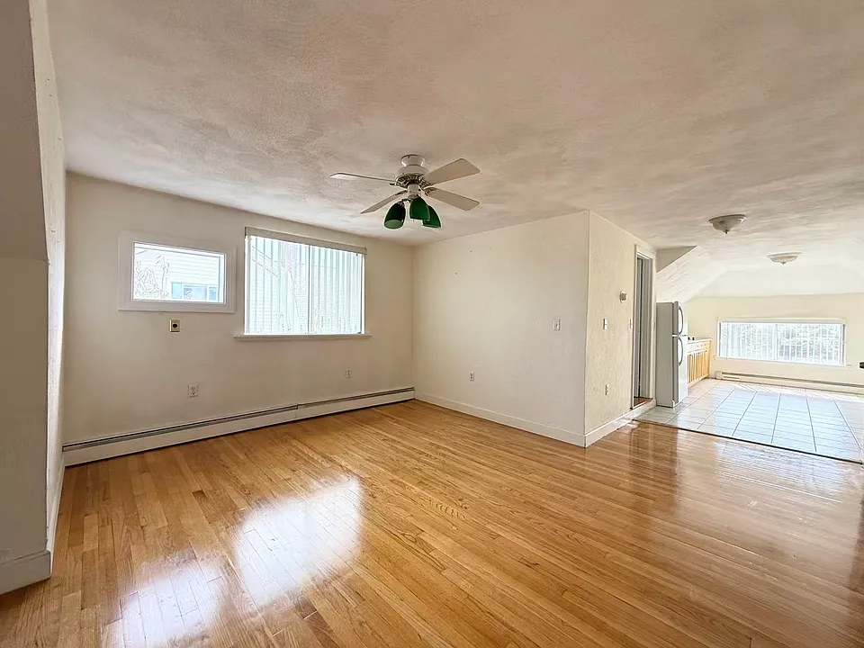 40 Putnam Rd #3F