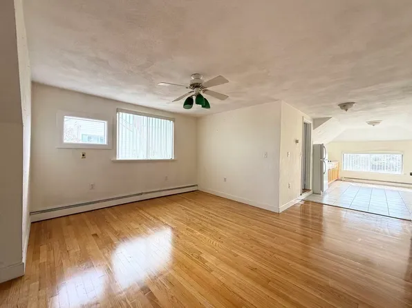 40 Putnam Rd, Somerville, MA