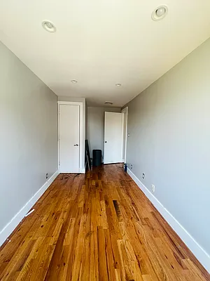 Rented by Pear NYC LLC | media 17