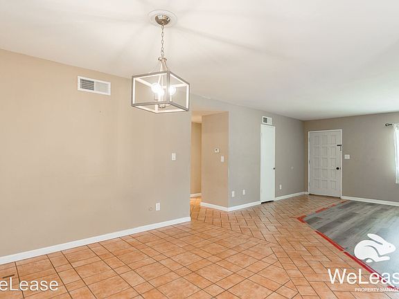 5th image of 1752 Lorraine Pl