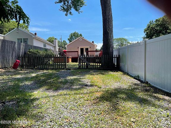 3rd image of 5 Hudson Avenue