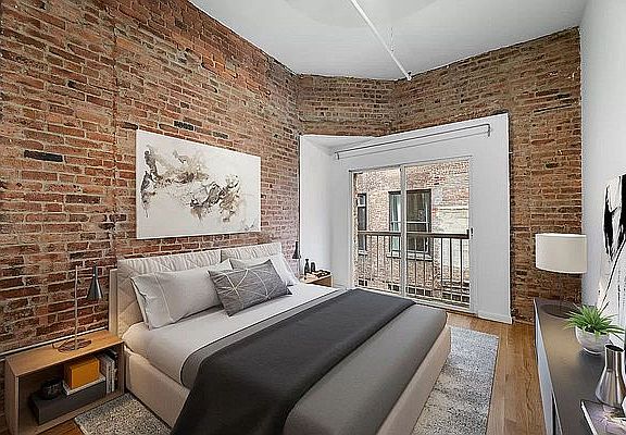 3rd image of 6 W 14th St #3E