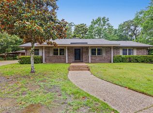636 Kalipekona Way, Diamondhead, MS 39525