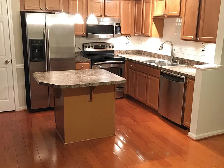7058 Oak Grove Way — Photo 49