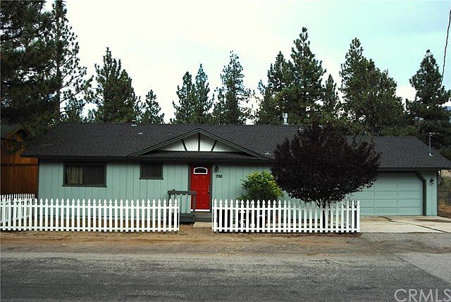 1st image of 298 Stanford Way