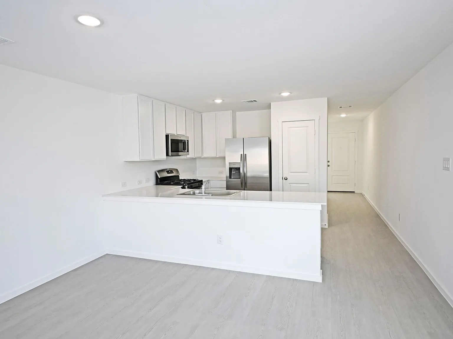 114 Haley Way - 1 — Photo 3