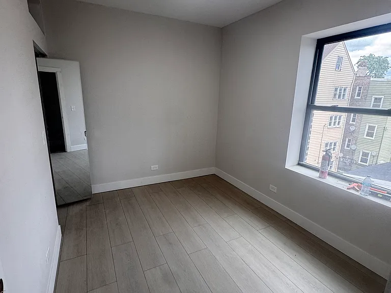 2919 W 24th Blvd #3B — Photo 8