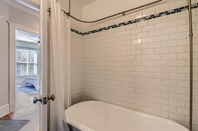 1374 N Ogden St #4 — Photo 30