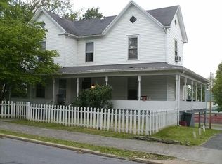 210 W Locust St APT 6, Johnson City, TN 37604