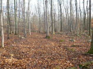 187 Turkey Ridge Rd, Mount Bethel, PA 18343