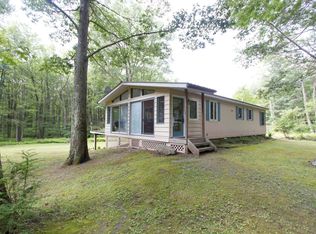 105 Taylor Dr, Tafton, PA 18464