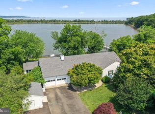 1743 Bushfield Rd, Montross, VA 22520