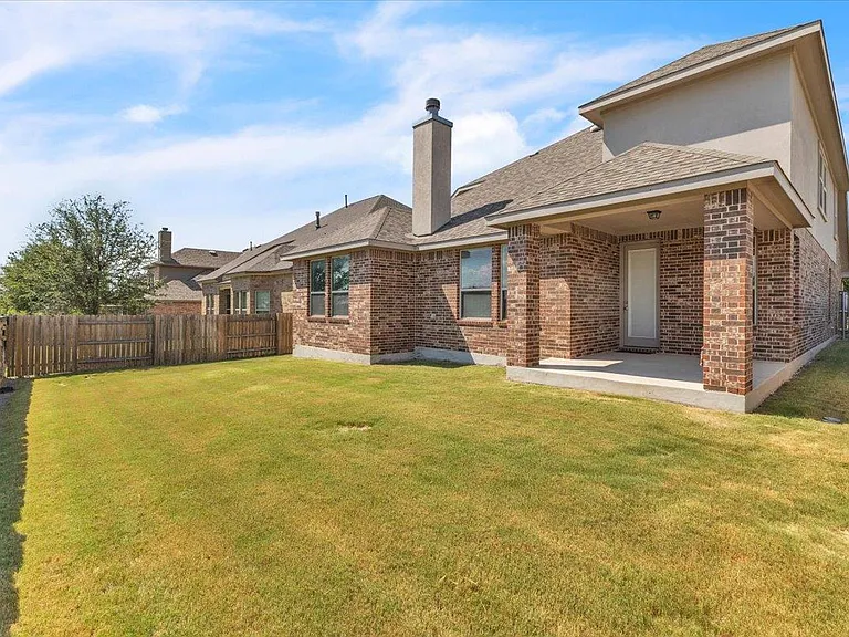 3425 De Soto Loop — Photo 38