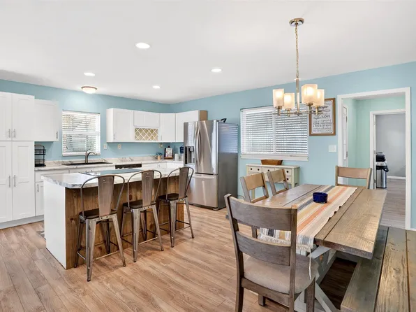 26103 Silver Road, Hermitage, MO 65668
