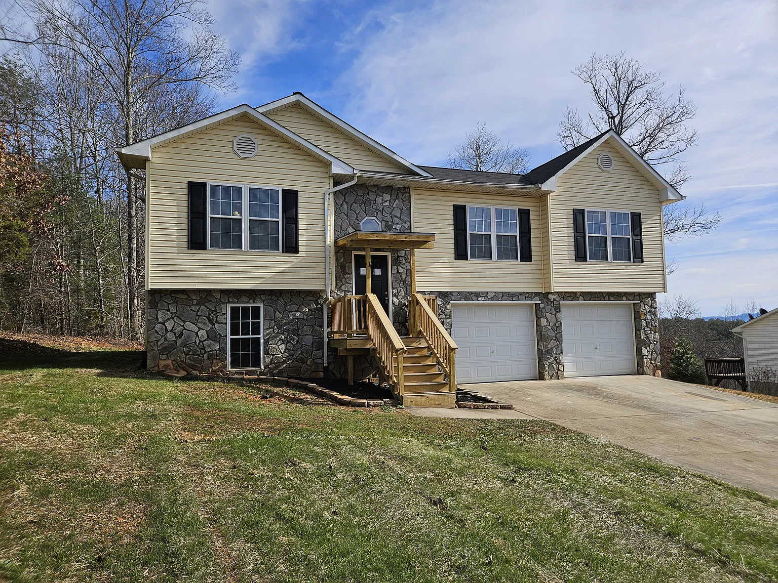 1140 Allman Ridge Rd — Photo 1