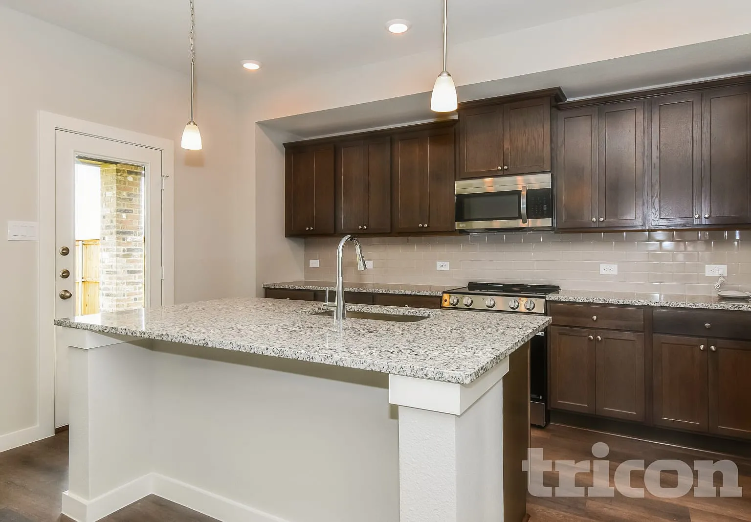 2541 Finch Hollow Drive McKinney TX — Photo 2