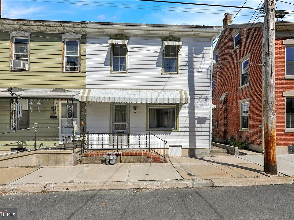 1st image of 41 W Washington St
