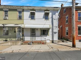 41 W Washington St, Fleetwood, PA 19522