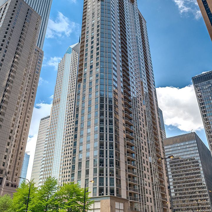 1st image of 222 N Columbus Dr APT 312