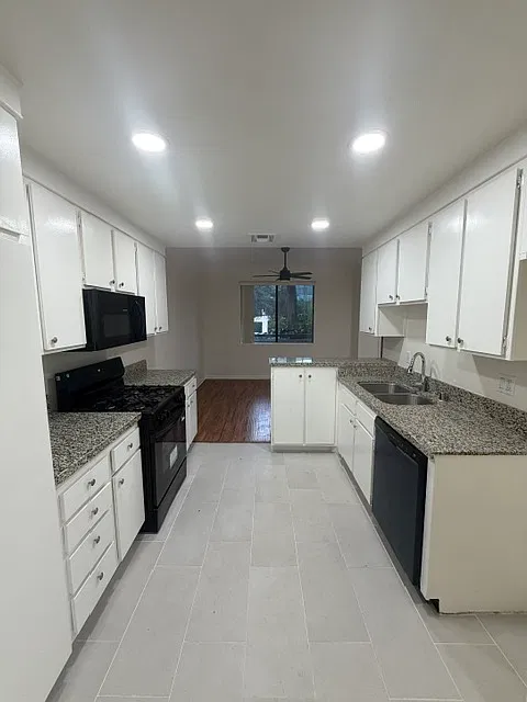 4650 Sepulveda Blvd