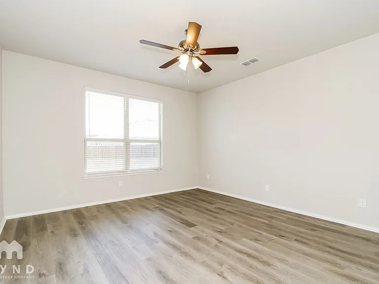 6209 Jackstaff Dr — Photo 8