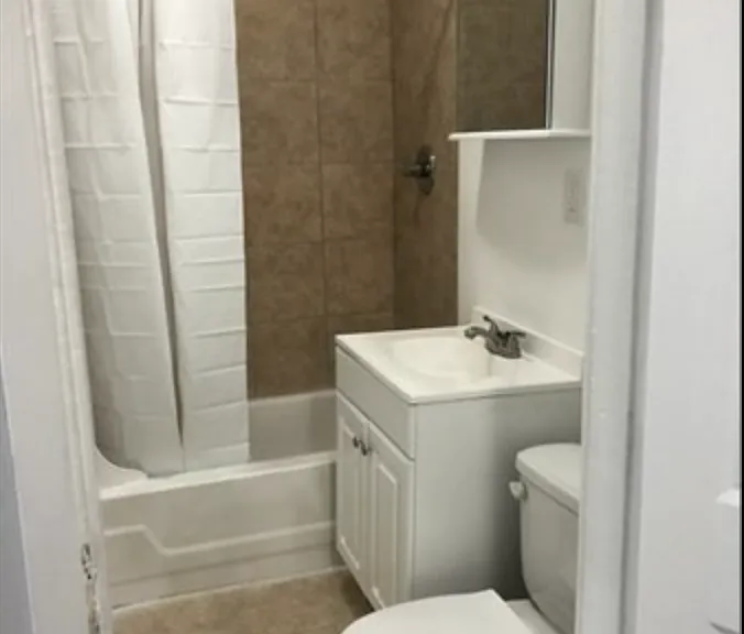 8 Langdon St #2 — Photo 7