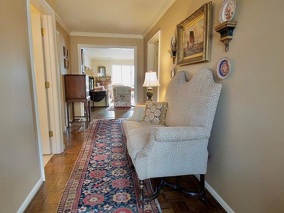 5th image of 275 Olde Mill Circle North Dr N