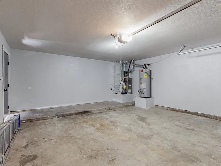 5228 Saratoga Ct NW — Photo 12