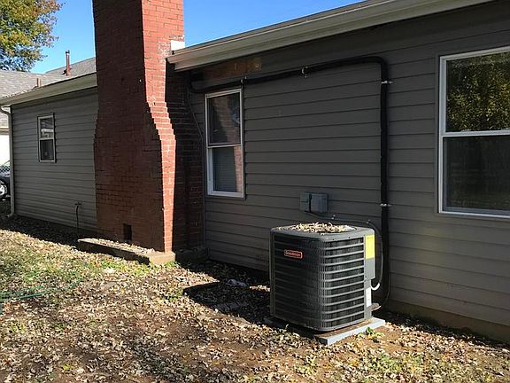 3rd image of 13414 Hinchbrook Blvd